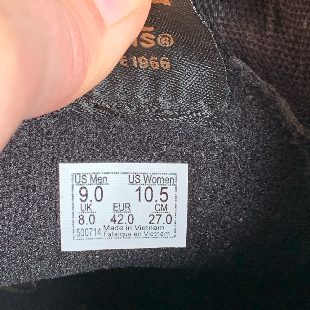 Vans x Thalia Surf 20th Anniversary Collection - Picture 7 of 12